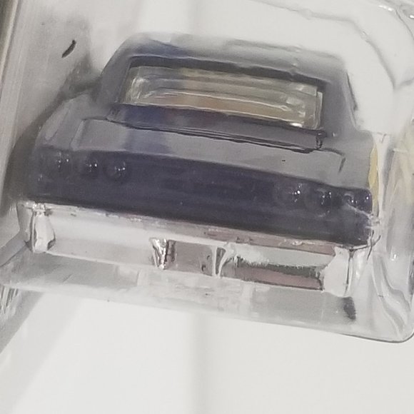 Mattel - Hot Wheels - 1998 First Editions - 65 Impala Lowrider - Dark Purple - Picture 4 of 10